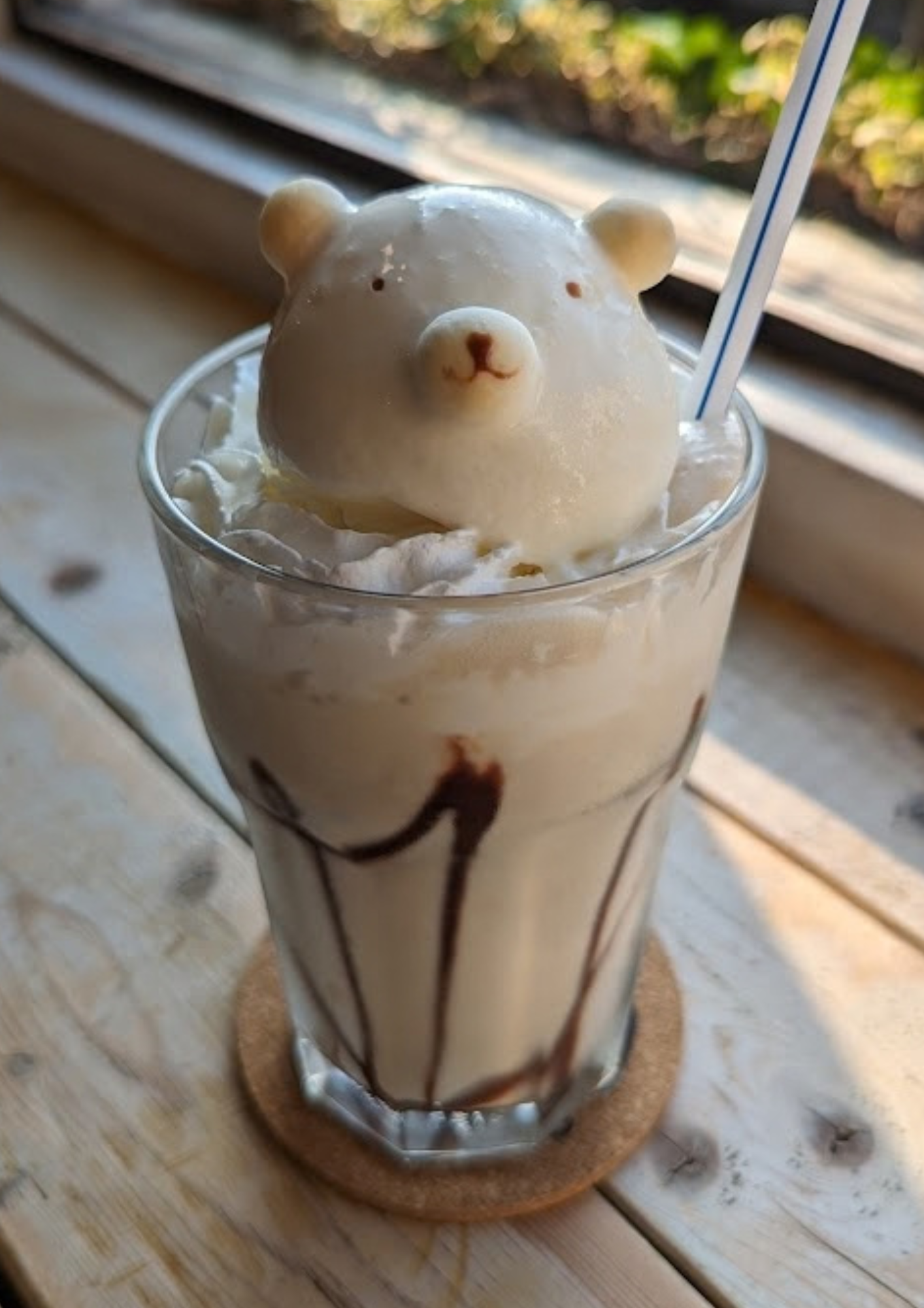 アラスカンカフェ バナナスムージー+しろくまアイスクリーム