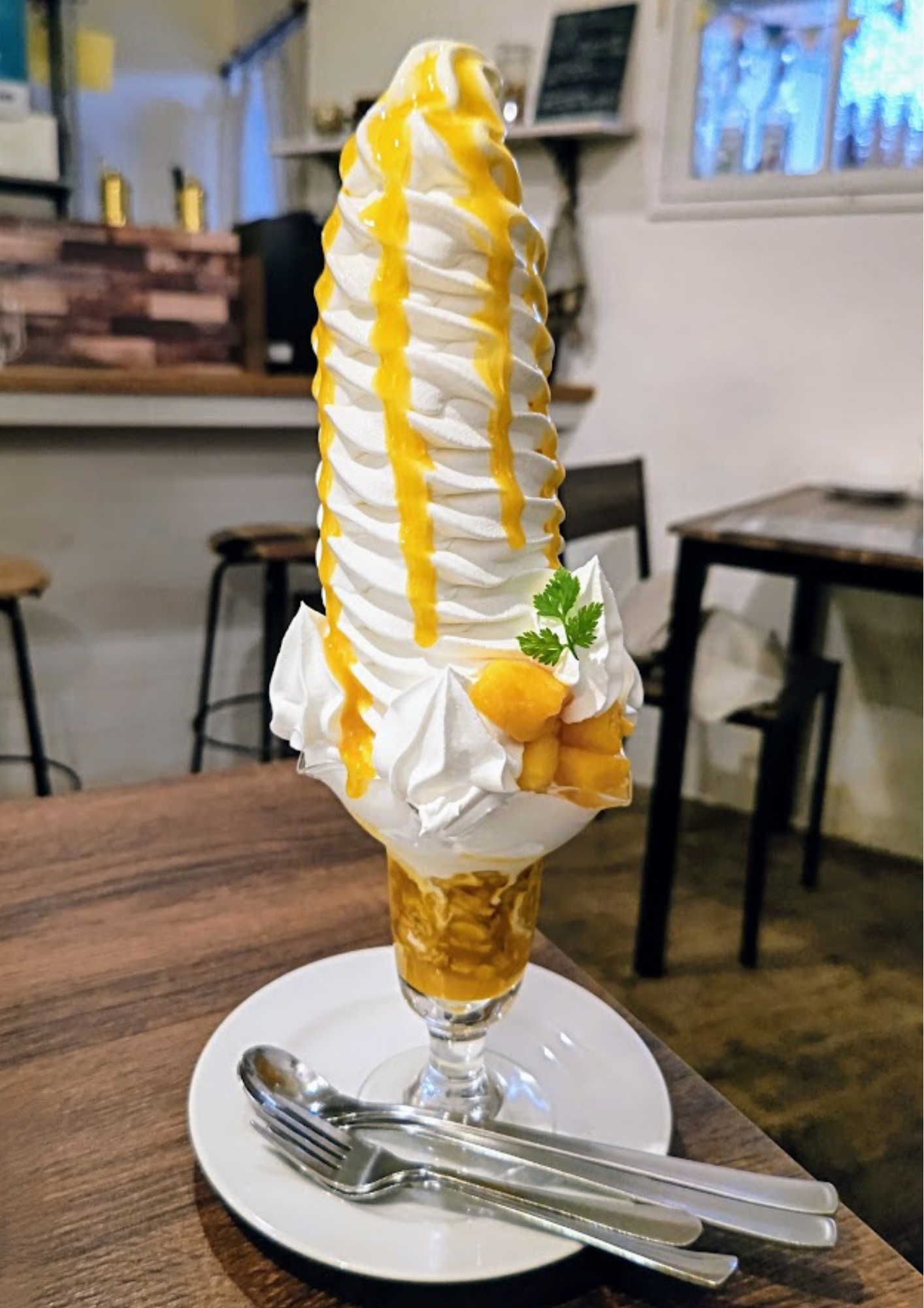 カフェビヨリ マンゴーソフトパフェ