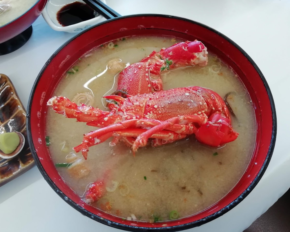 伊勢海老料理 大海 お刺身定食 特 伊勢海老のお味噌汁