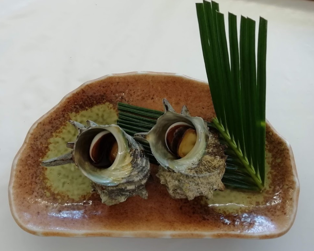 伊勢海老料理 大海 お刺身定食 特 サザエのつぼ焼き