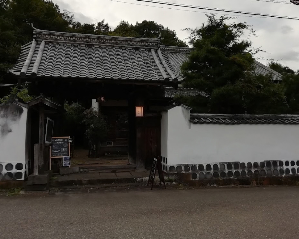 三日月珈琲焙煎所 月鐘楼