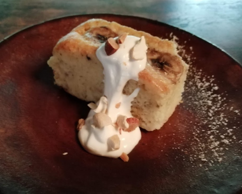 三日月珈琲焙煎所 チョコバナナケーキ 本日のスイーツ