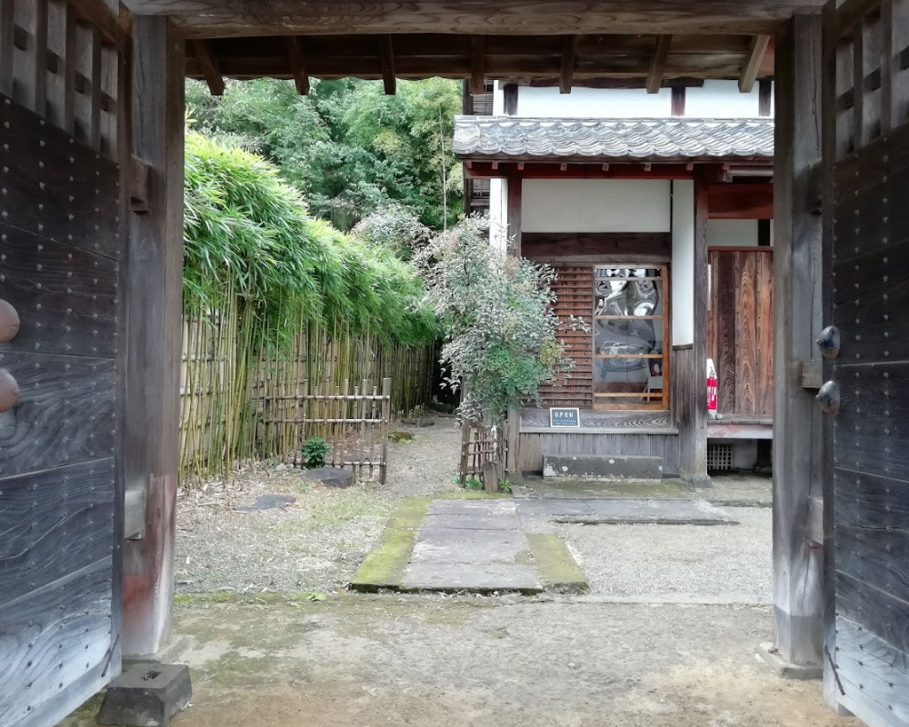 三日月珈琲焙煎所 月鐘楼