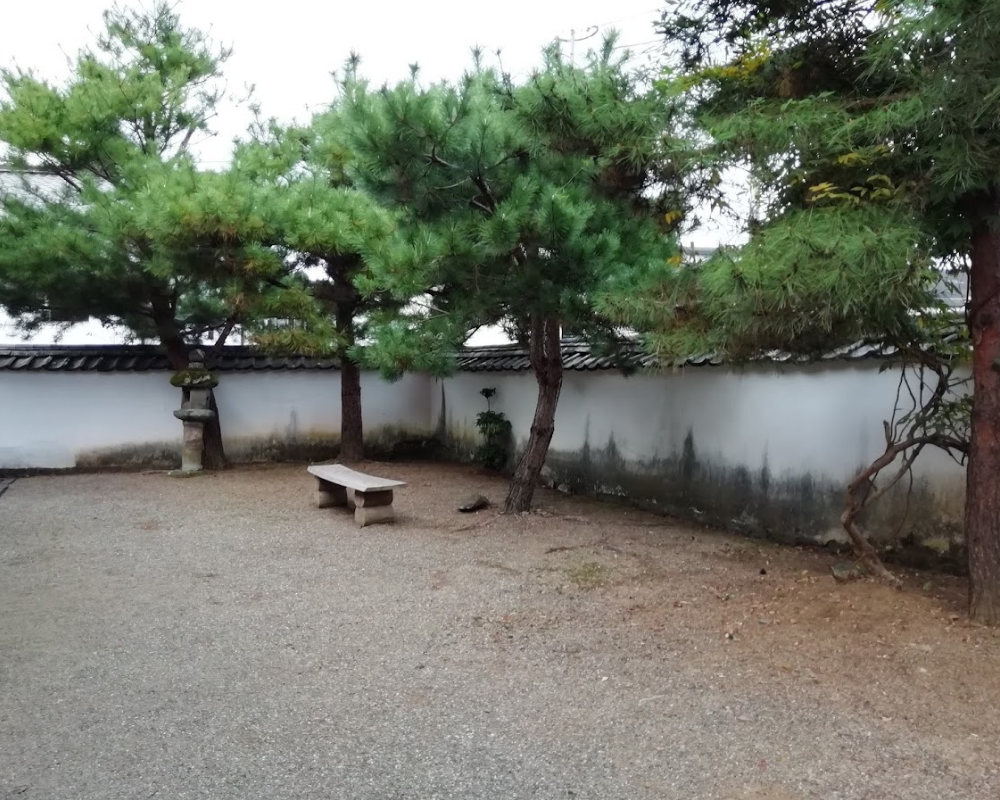 三日月珈琲焙煎所 月鐘楼