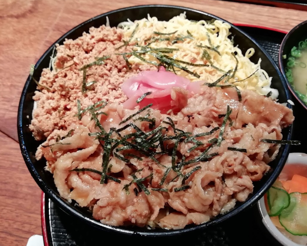 天文館むじゃき 本店 味処 むじゃき亭 薩摩紀行 黒豚わっぜえか丼