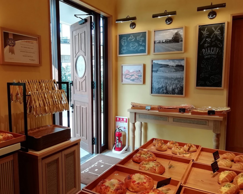 Bakery La Torretta ベーカリー ラ トレッタ