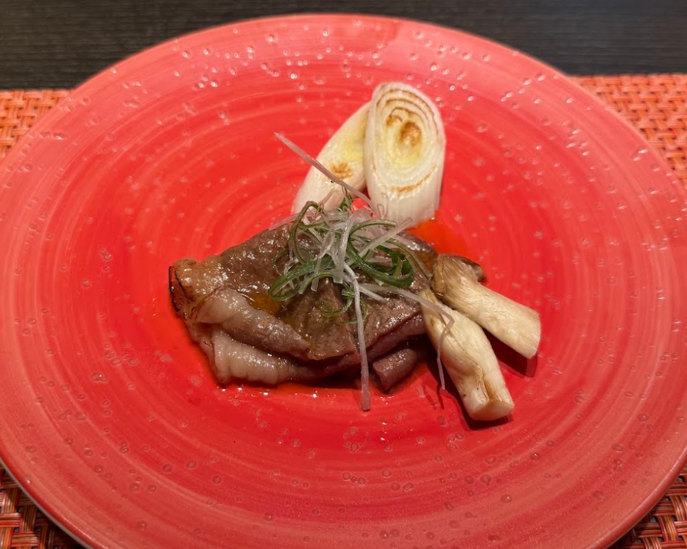 銀座のステーキ 銀座本店 メニュー A5黒毛和牛霜降肉と赤身肉のステーキコース A5黒毛和牛のすき焼き