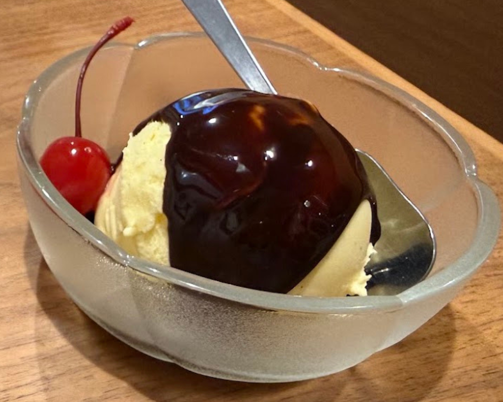 ジンギスカン はちふく 南浦和店 北海道バニラアイス
