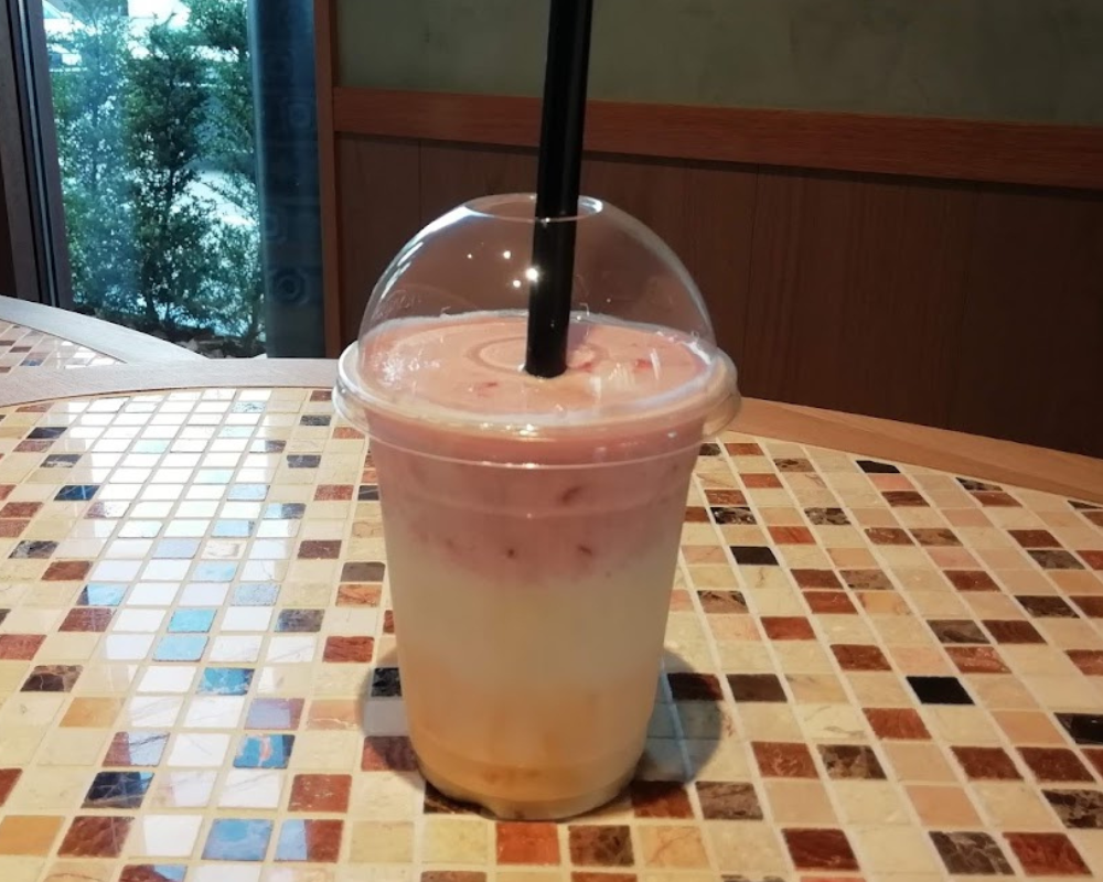 LOCO MARINO COFFEE ロコマリーノコーヒー ストロベリー＆マンゴースムージー